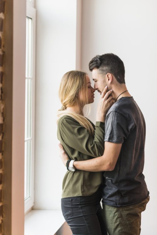 Mon Ex Est Amoureux De Sa Nouvelle Copine Mon ex est ambigue : Les signes qu’une seconde chance est possible